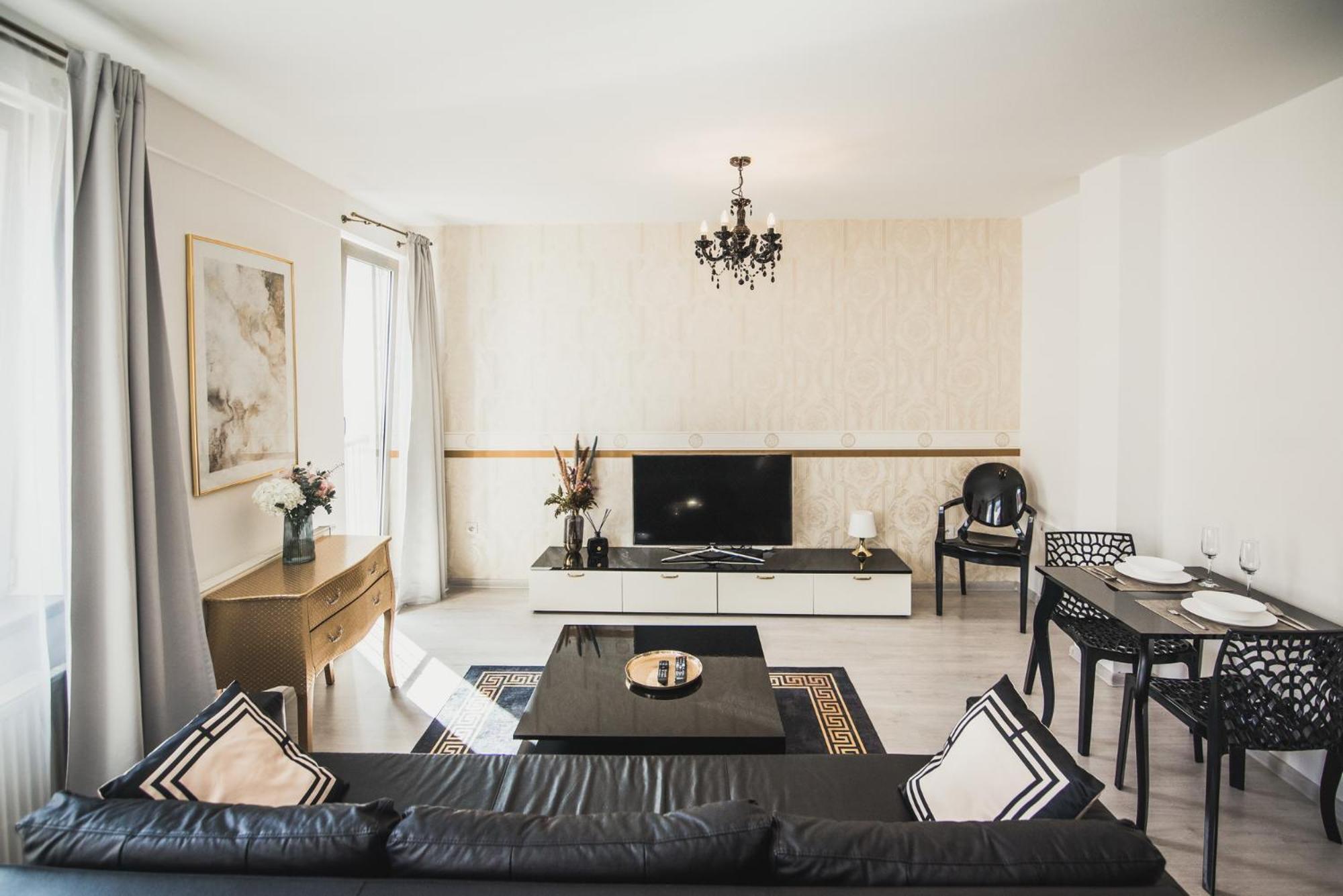 Zara Luxury Apartments The Absolute Center Of Жиліна Екстер'єр фото